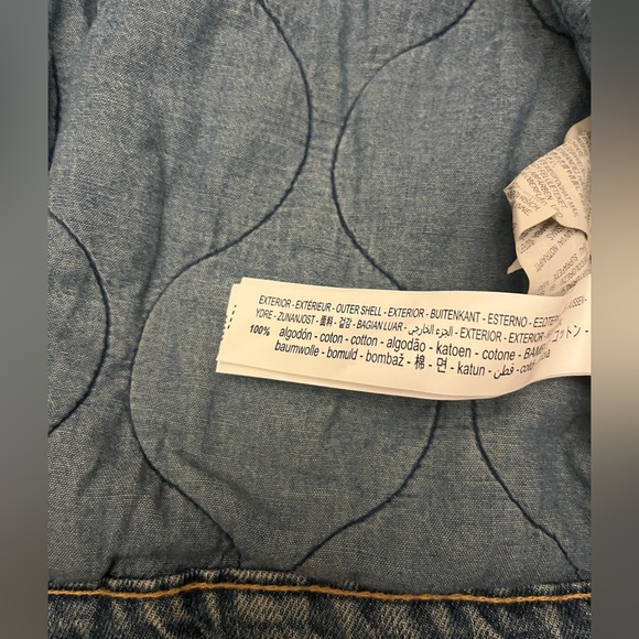 Zara Light Blue QUILTED DENIM
JACKET - Picture 4 of 10